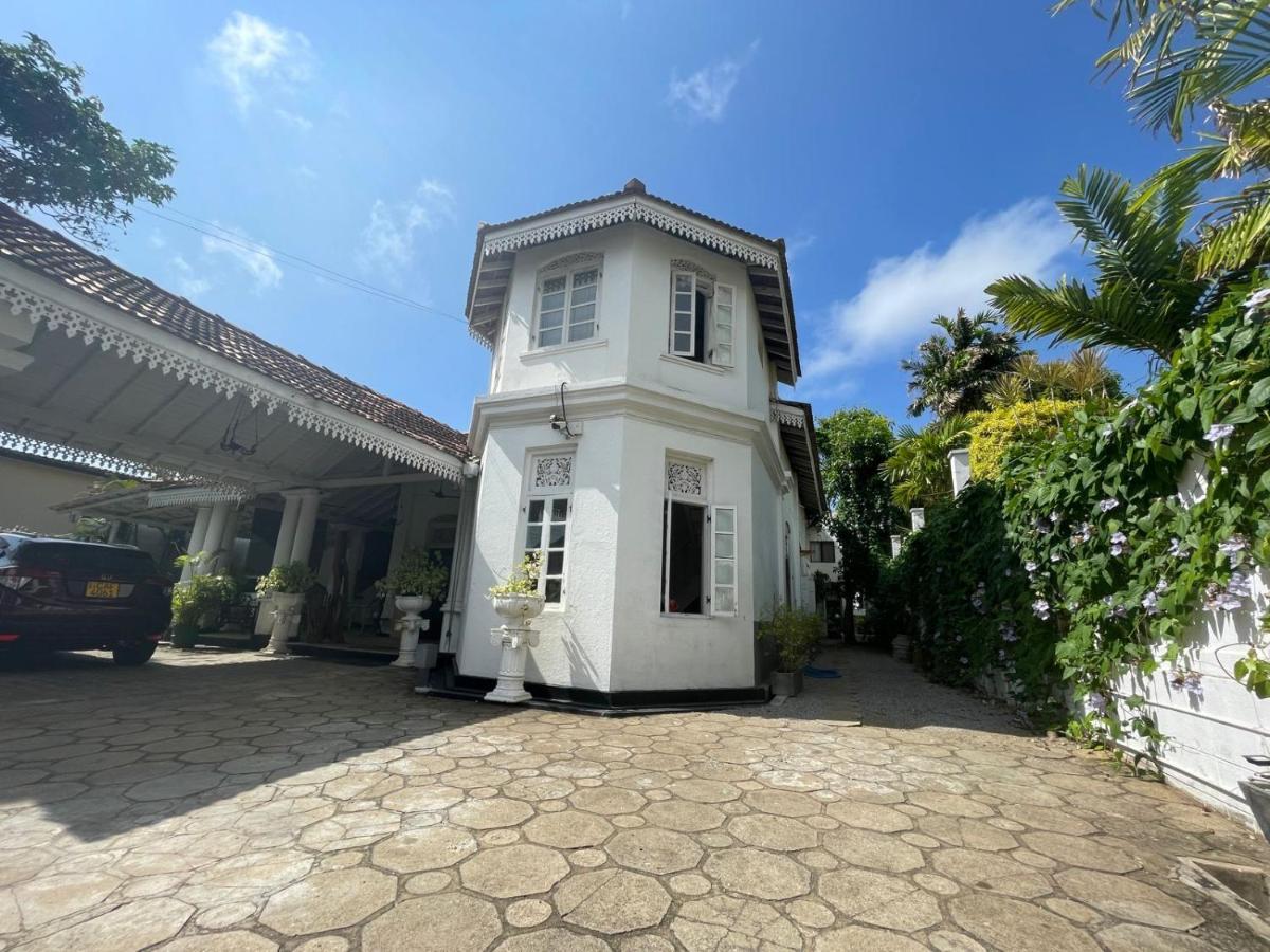 Dehiwala-Mount Lavinia Beverly Villa מראה חיצוני תמונה