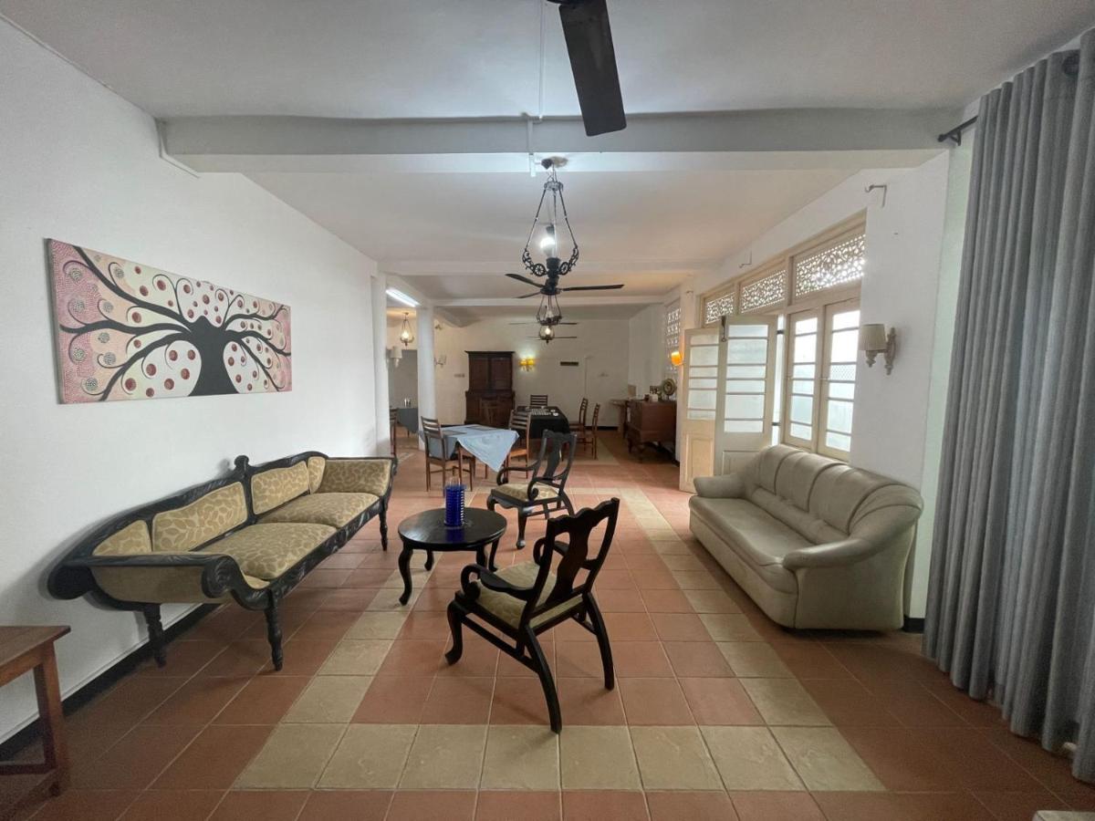Dehiwala-Mount Lavinia Beverly Villa מראה חיצוני תמונה