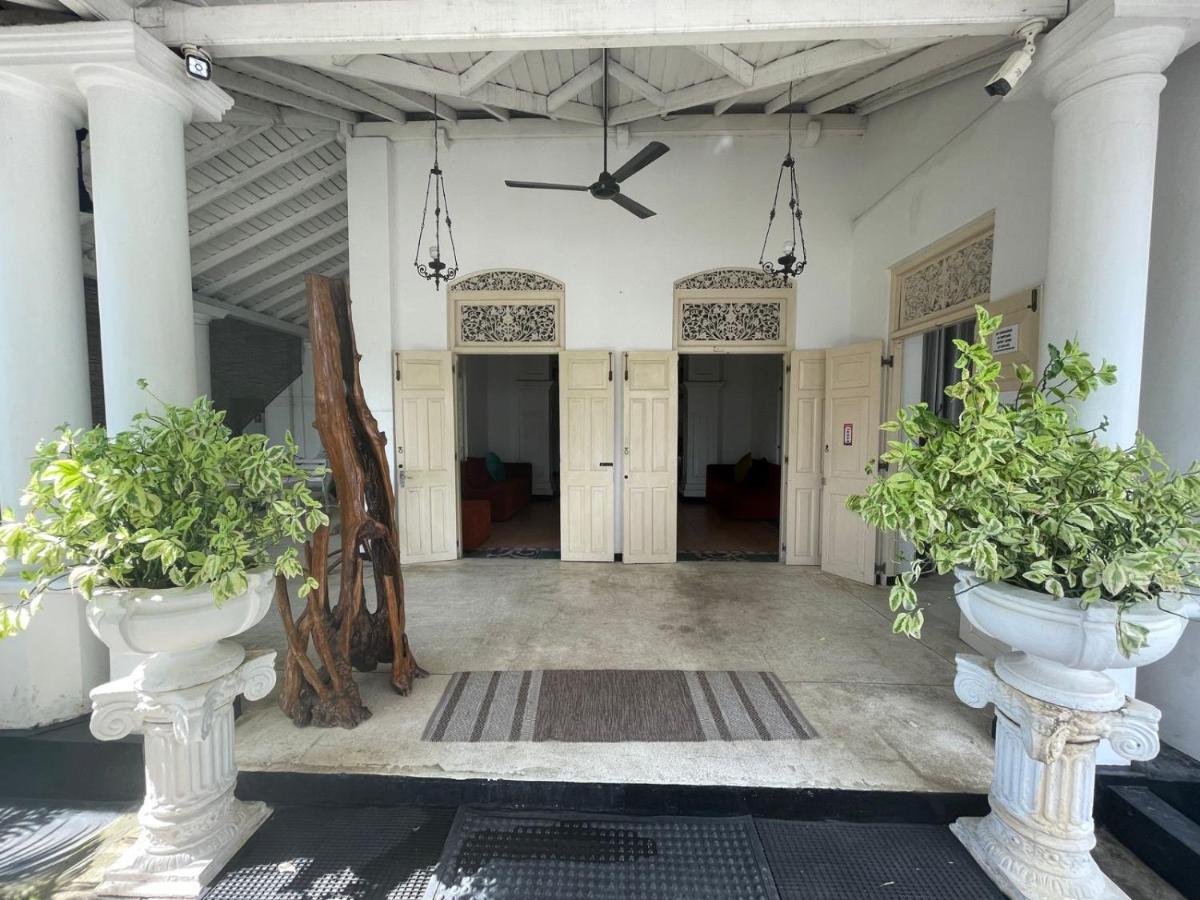 Dehiwala-Mount Lavinia Beverly Villa מראה חיצוני תמונה